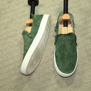 Kate Spade Size 7M “Lilly” Ruffle Trim Casual Slip-on Sneakers Suede Green